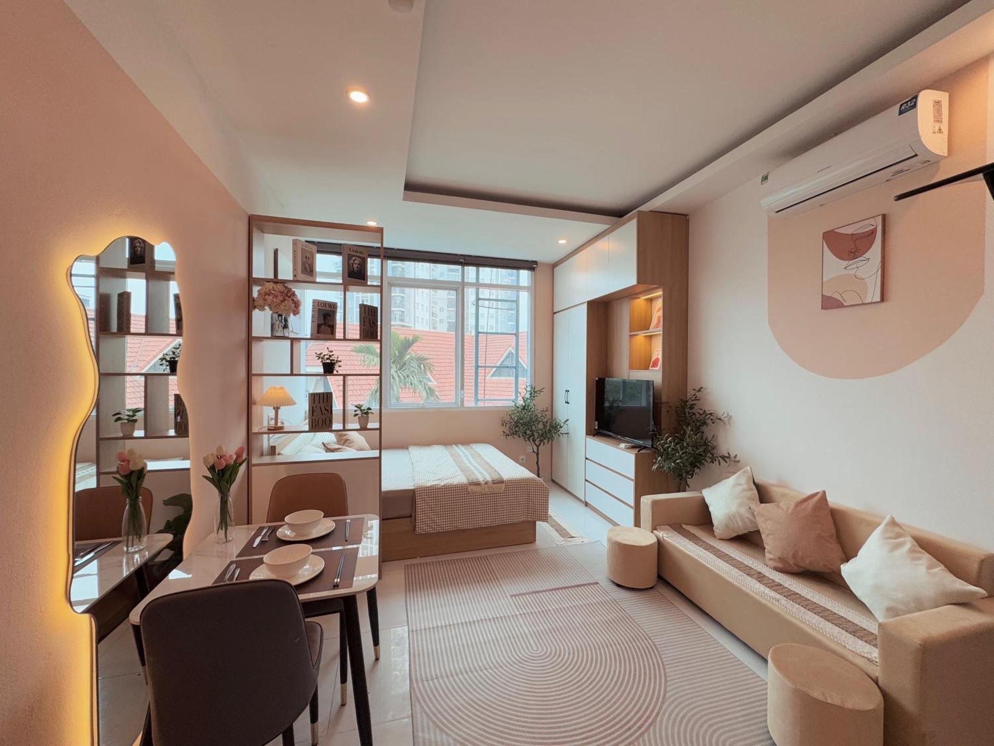 The Little Hanoi - Super Central Apartment — Photos 1
