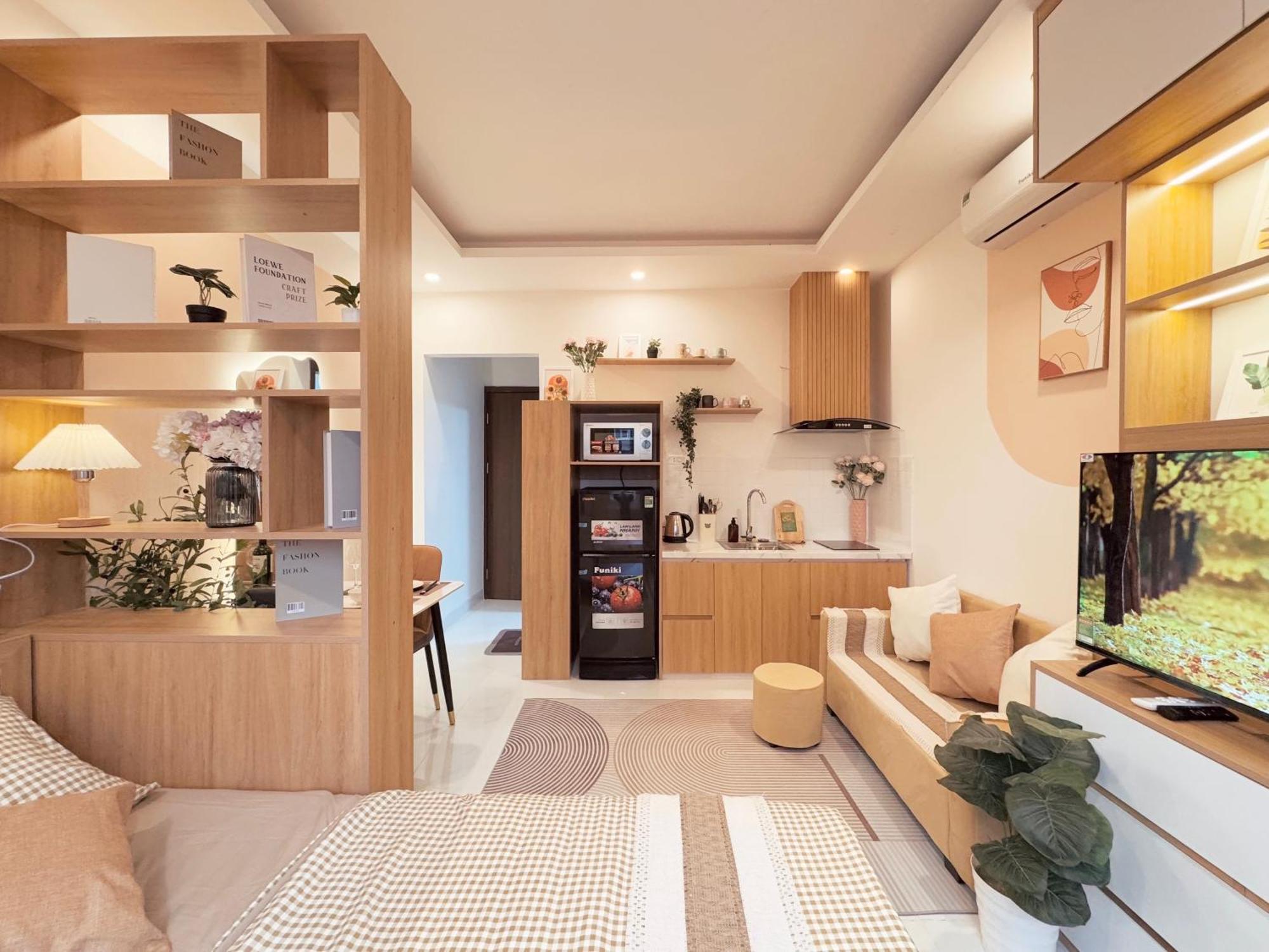 The Little Hanoi - Super Central Apartment — Photos 3