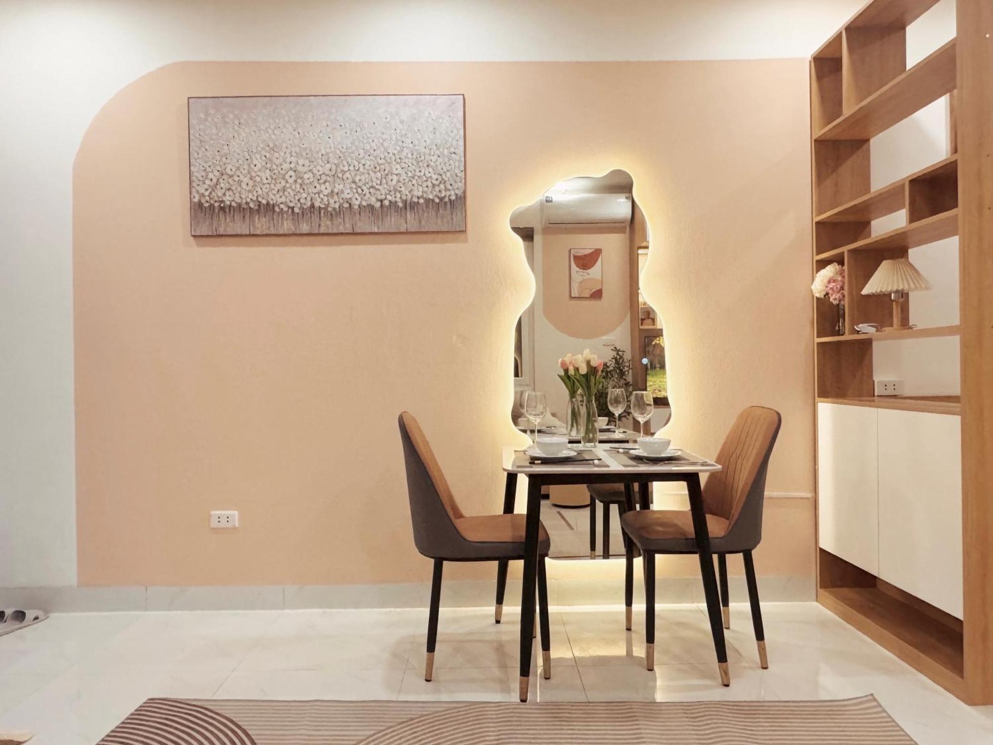 The Little Hanoi - Super Central Apartment, Hanoi
